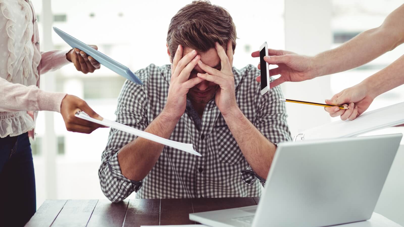 Stress c&oacute; thể l&agrave; nguy&ecirc;n nh&acirc;n g&acirc;y xuất tinh sớm