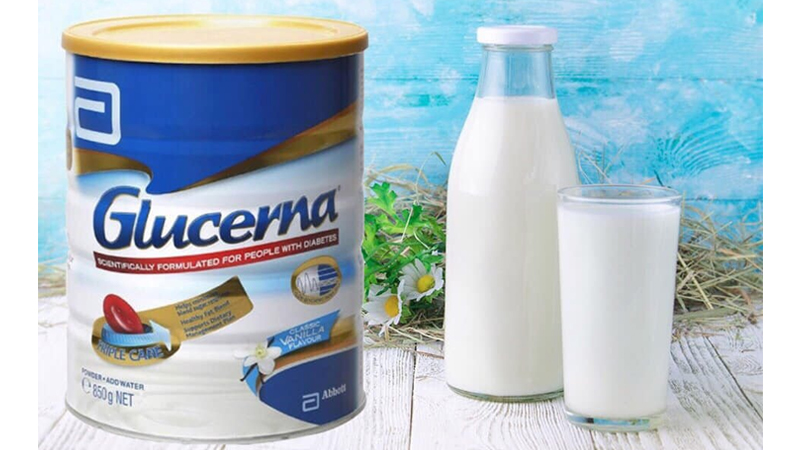 Sữa bột Glucerna 850g m&agrave;u xanh c&oacute; đầy đủ dinh dưỡng cho bệnh nh&acirc;n tiểu đường
