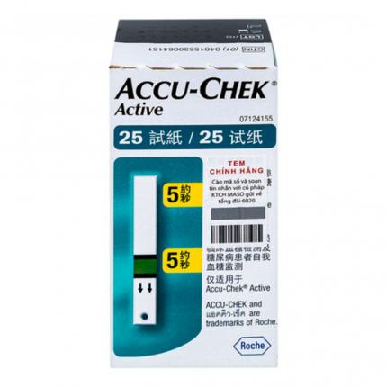 mặt trước hộp que thử Accu Chek Active 25