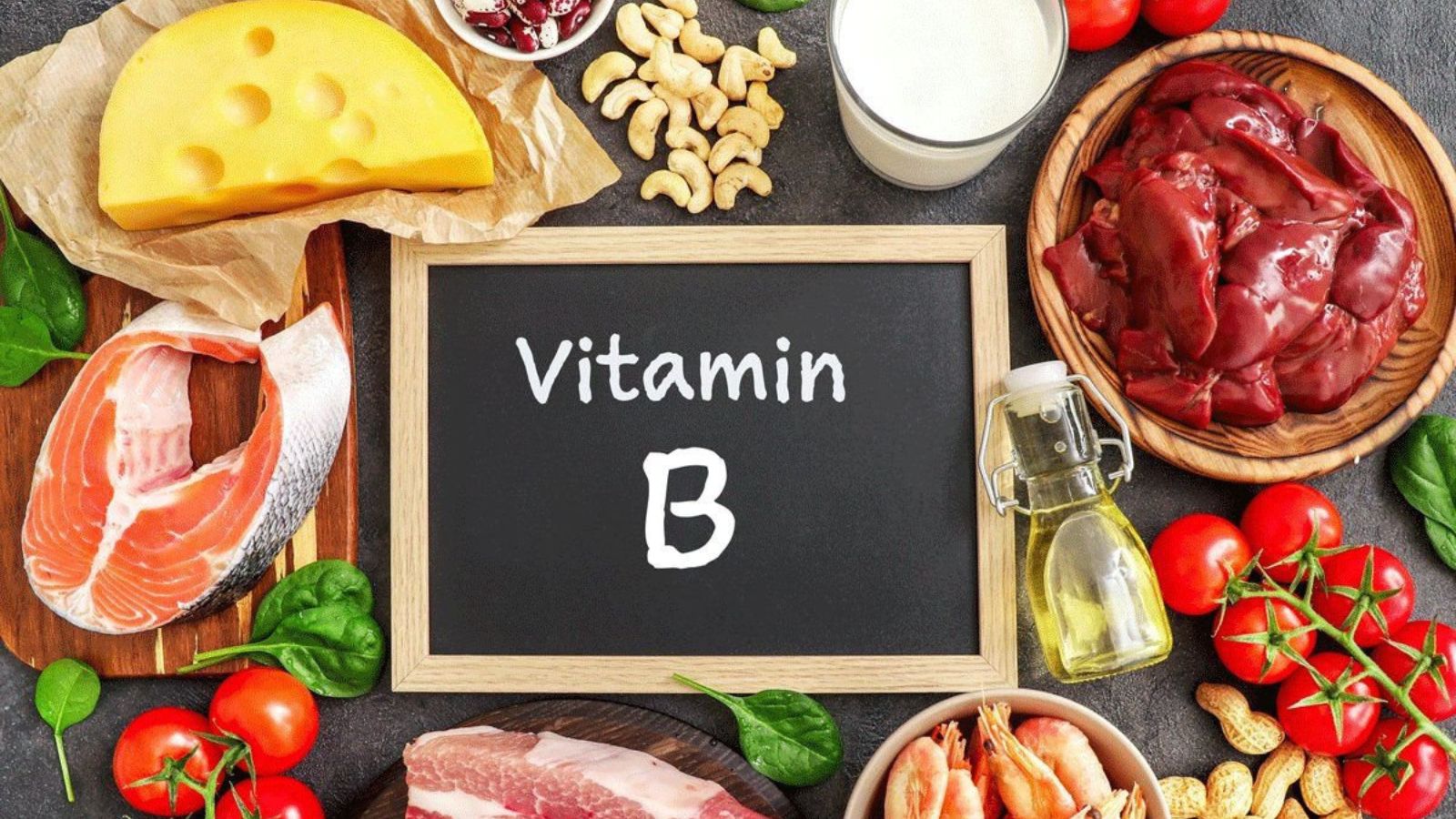 Vitamin B đ&oacute;ng vai tr&ograve; quan trọng trong bảo vệ v&agrave; tăng cường sức khỏe đ&ocirc;i mắt