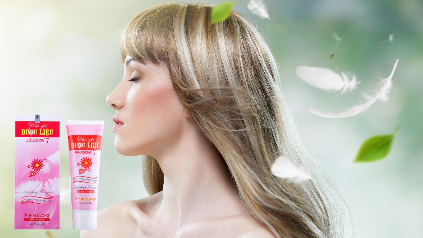 Dầu gội dược liệu Th&aacute;i Dương 7 l&agrave;m sạch g&agrave;u v&agrave; da đầu