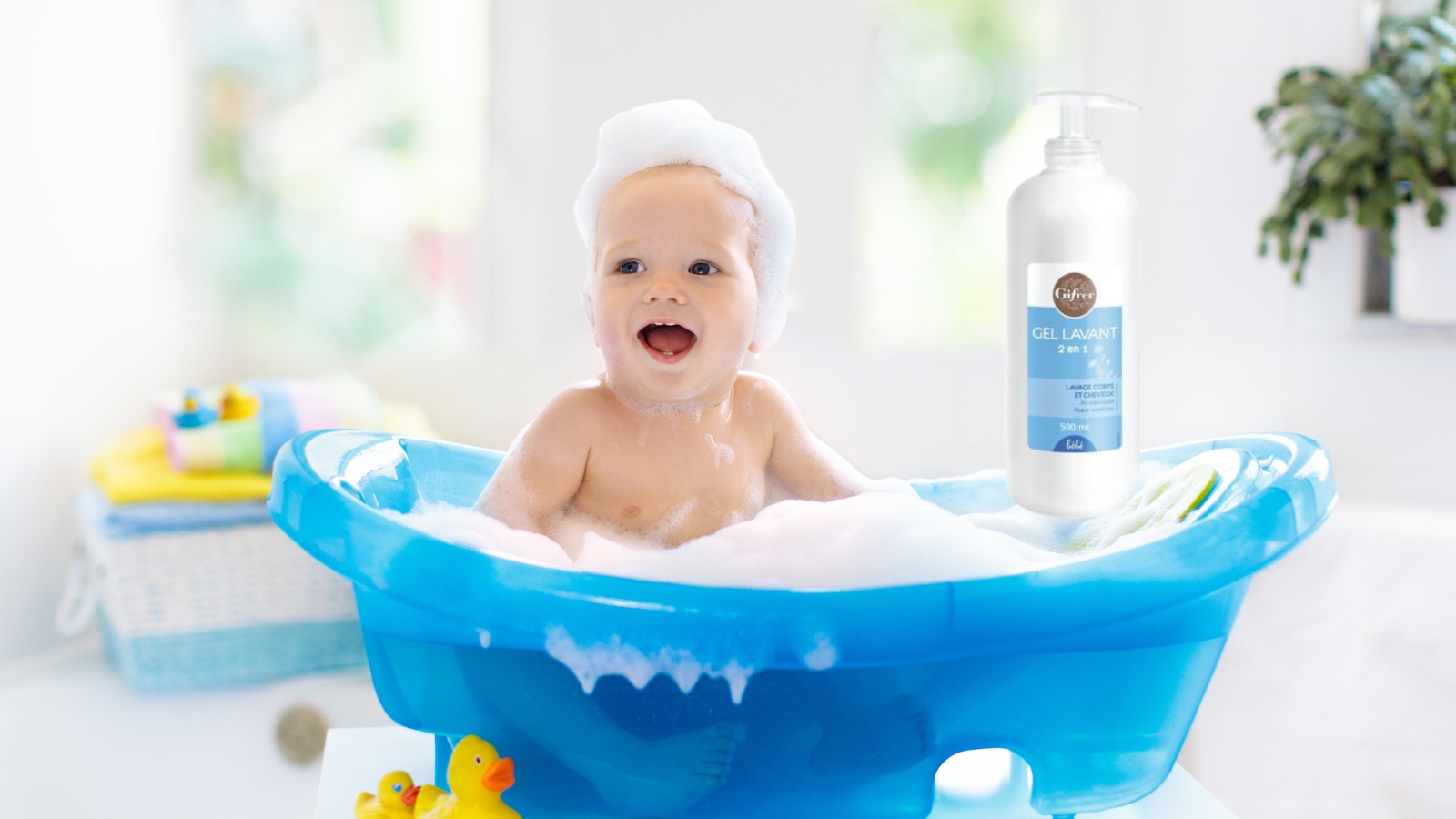 Sữa tắm gội 2 trong 1 Gifrer an to&agrave;n, dịu nhẹ kh&ocirc;ng chứa x&agrave; ph&ograve;ng, paraben v&agrave; c&aacute;c chất dễ g&acirc;y k&iacute;ch ứng cho trẻ