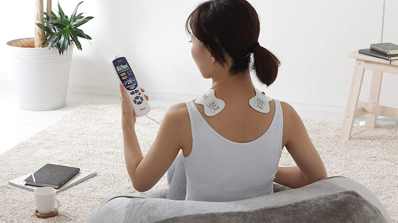 M&aacute;y xung điện trị liệu Omron HV-F127 d&ugrave;ng c&ocirc;ng nghệ TENS giảm cơn đau nhanh ch&oacute;ng
