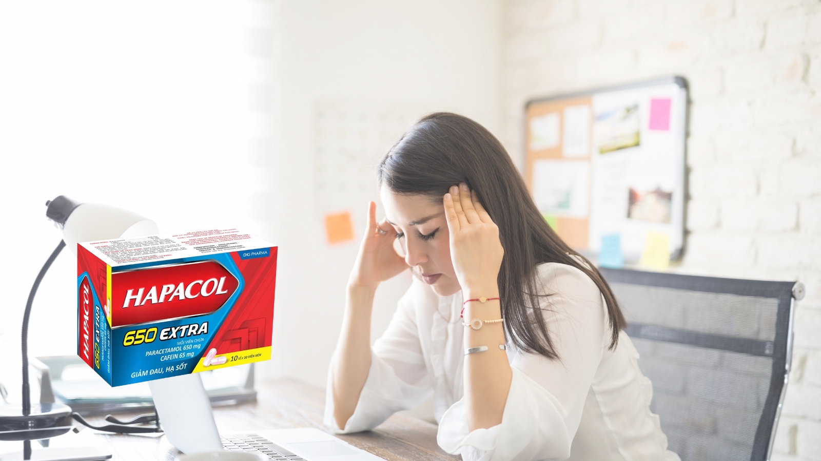 Sự kết hợp giữa Paracetamol v&agrave; Cafein trong Hapacol 650 Extra vừa gi&uacute;p giảm đau đầu hiệu vừa gi&uacute;p giảm căng thẳng, tăng tỉnh t&aacute;o