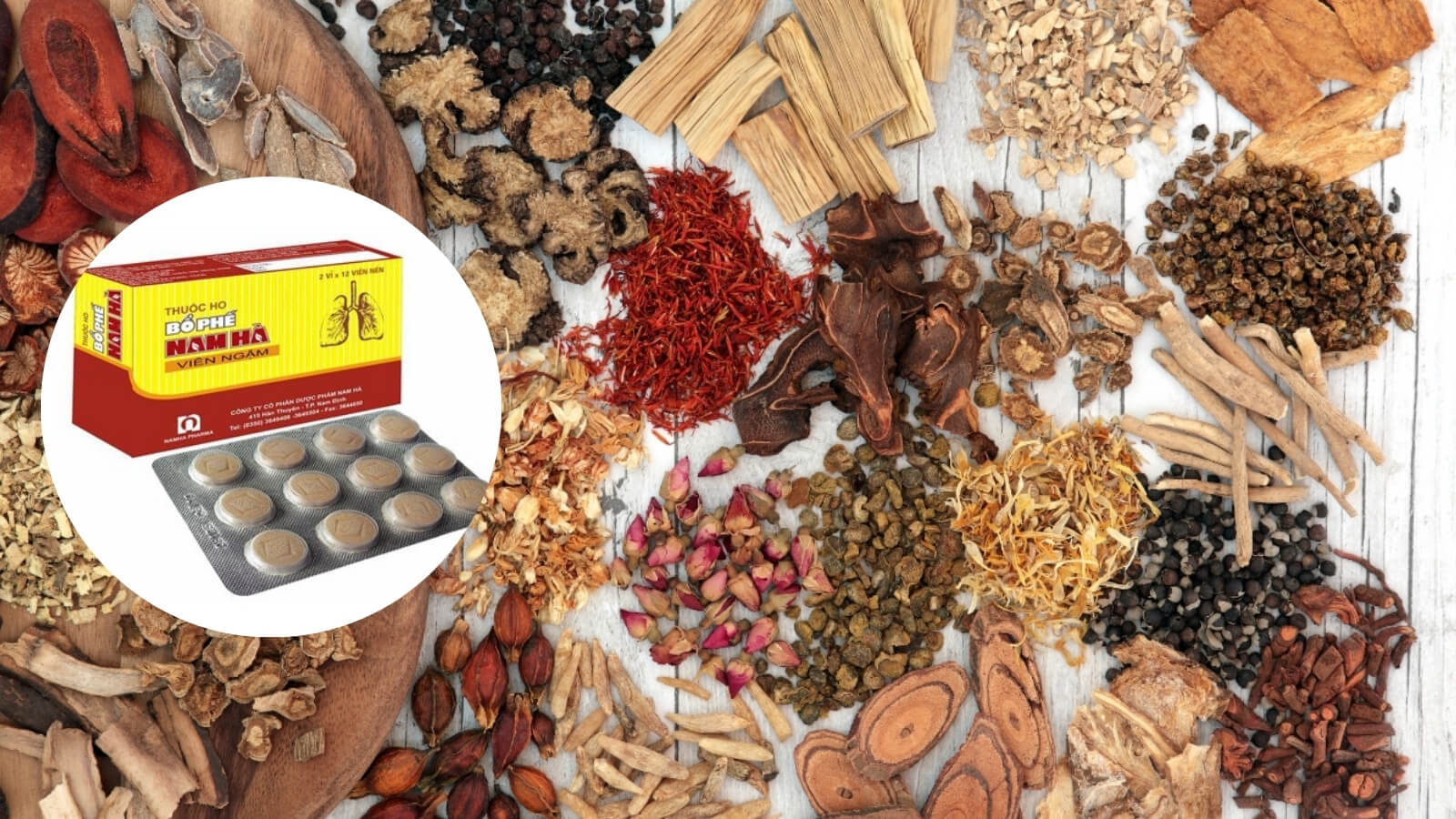 Vi&ecirc;n ngậm Bổ Phế Nam H&agrave; được b&agrave;o chế từ c&aacute;c loại thảo dược thi&ecirc;n nhi&ecirc;n