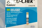 Que Thử đường Huyết Accu Chek Guide (2)